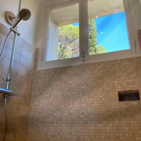 Bed & Breakfast La Viste - Spa-jacuzzi - Massage- Sauna - 4 Saisons - Piscine Chauffee Toute L'annee - Heated Pool - 800m Centre 4*