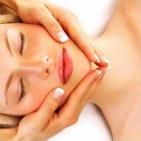 La Viste - Spa-jacuzzi - Massage- Sauna - 4 Saisons - Piscine Chauffee Toute L'annee - Heated Pool - 800m Centre 4* Nyons